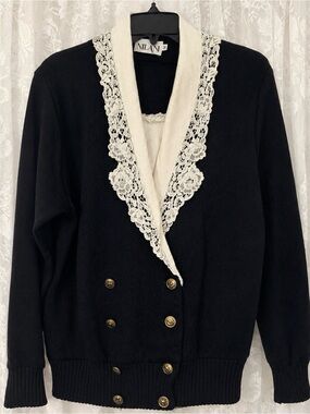 Vintage Nilani Navy Blue Off White Lace Trim knit Cardigan Coquette Sweater M